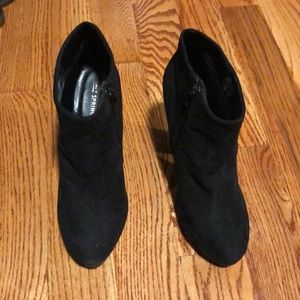 Black suede call it spring booties